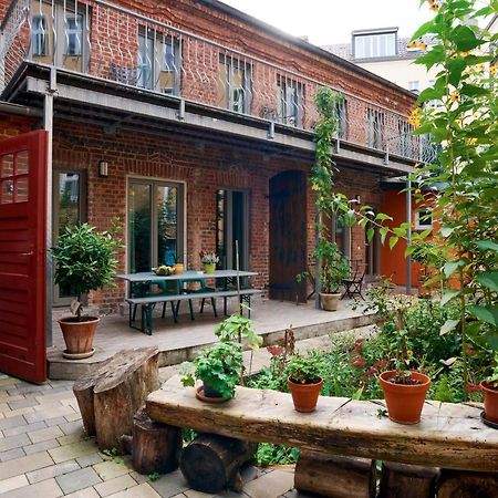 Beautiful And Cozy Remise For Up To 6 Guests Berlim Exterior foto