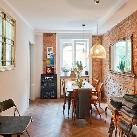 Beautiful And Cozy Remise For Up To 6 Guests Berlim Exterior foto