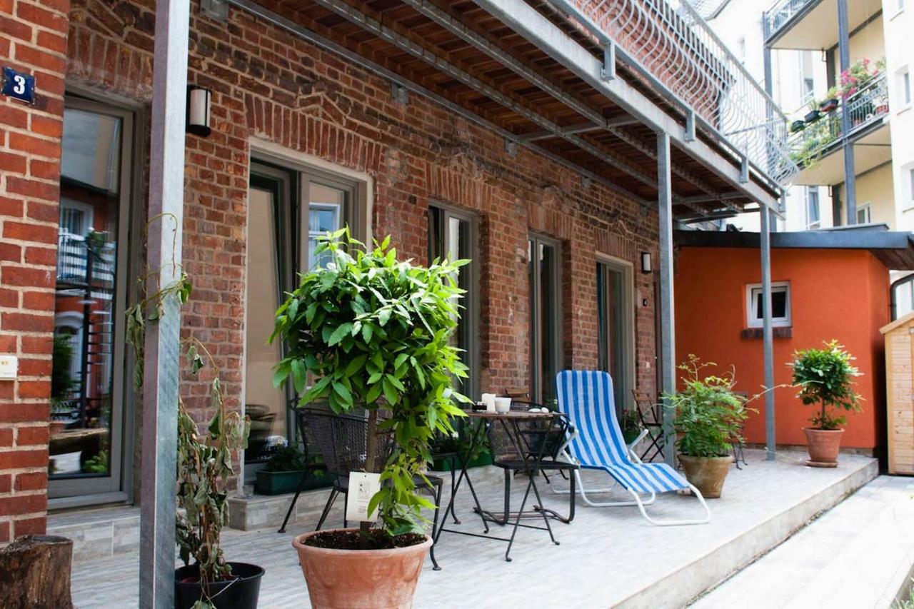 Beautiful And Cozy Remise For Up To 6 Guests Berlim Exterior foto